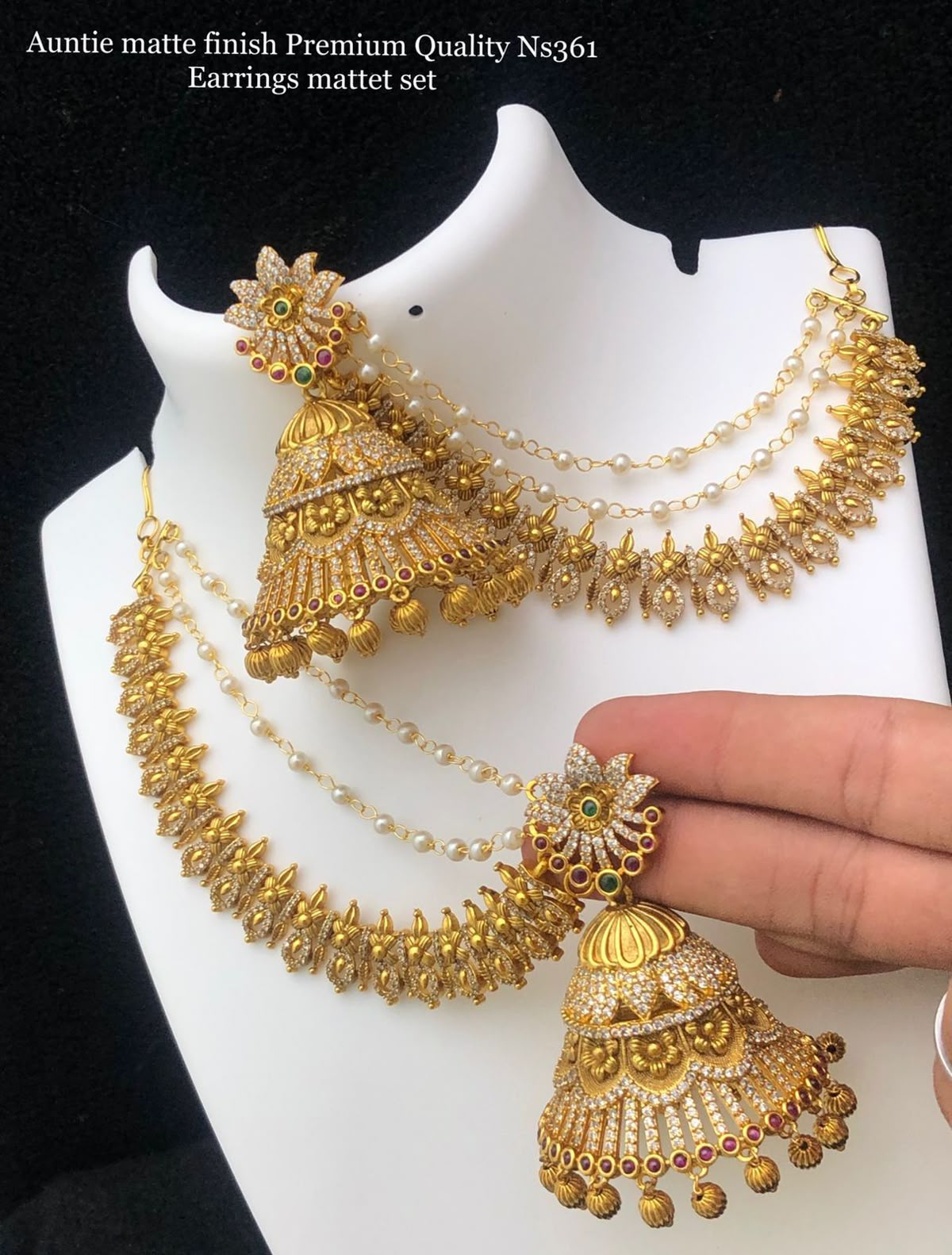 Auntie Matte Finished Premium Quality Earrings Matte Set